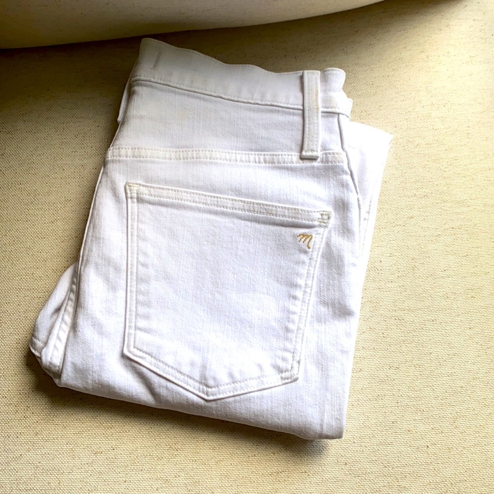 26 10” high rise skinny white Maxwell jeans.